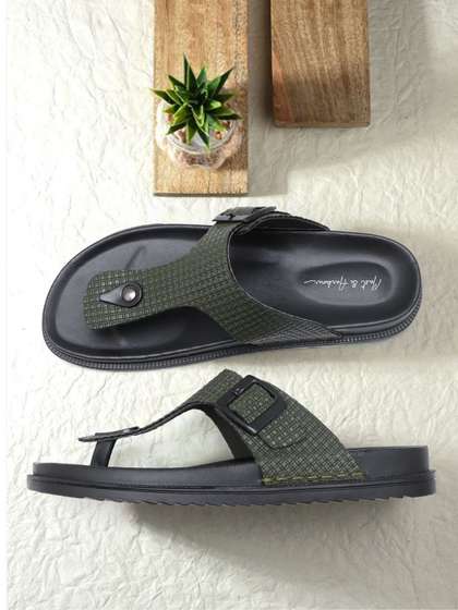 Mast & Harbour Men
                    Comfort Sandals