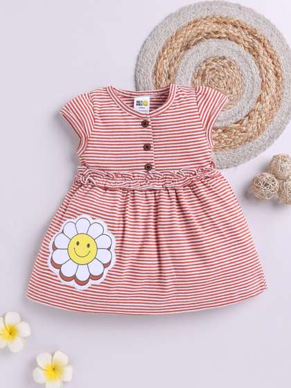 YK X Tinyo Print Fit
                    & Flare Dress
