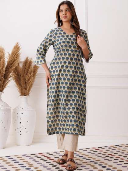 Mayurie Botanical
                        Printed V-Neck Pure Cotton Kurti