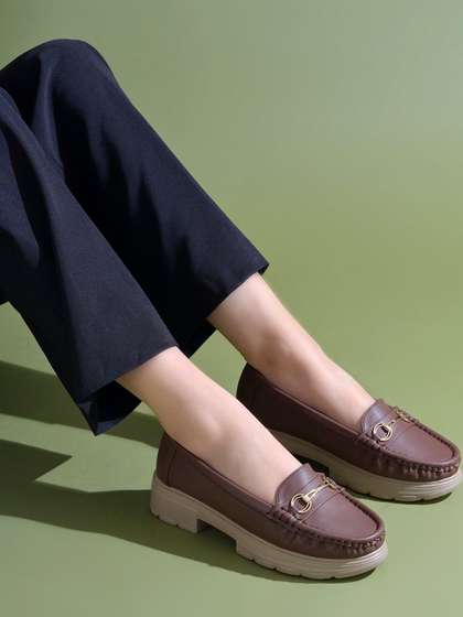 DressBerry Women
                        Loafers