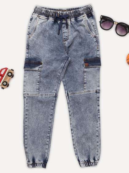 Pantaloons Junior Boys
                    Regular Fit Mid-Rise Heavy Fade Jeans