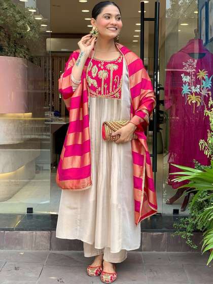 Ecolors Fab
                          Embroidered Regular Thread Work Pure Silk
                          Kurta with Trousers & With Dupatta