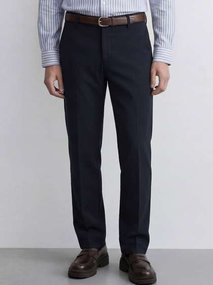 HIGHLANDER Men Slim
                        Fit Trousers