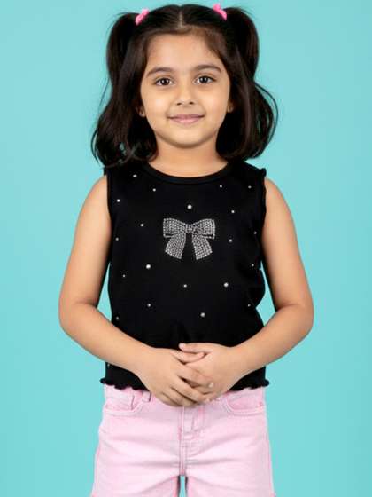 KiddoPanti Girls Cotton
                    Tshirts