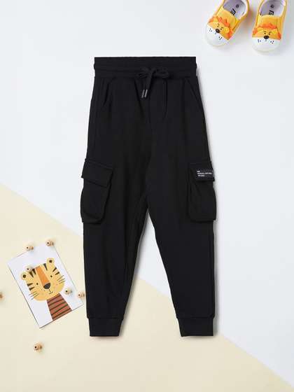 max Boys Regular Fit
                    Cargos