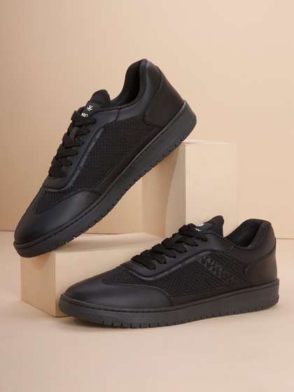 WROGN Men Textured
                          Round Toe Lace-up Sneakers