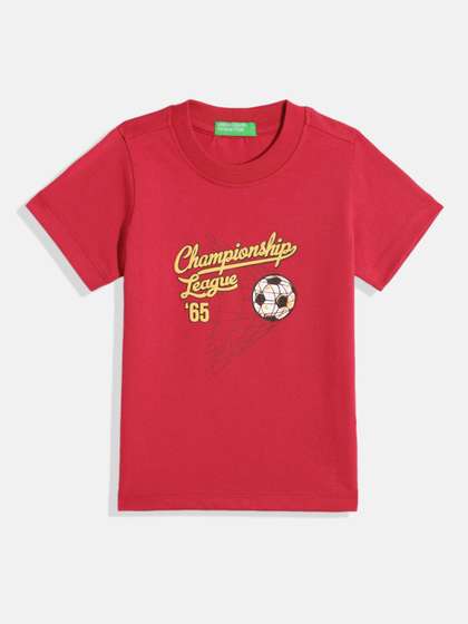 United Colors of
                    Benetton Boys Typography Printed T-shirt