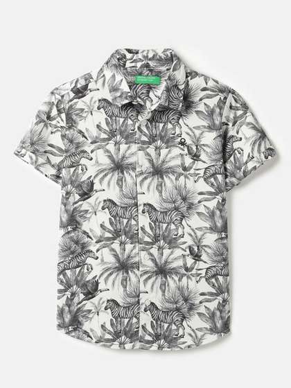 United Colors of
                    Benetton Boys Animal Printed Casual Shirt
