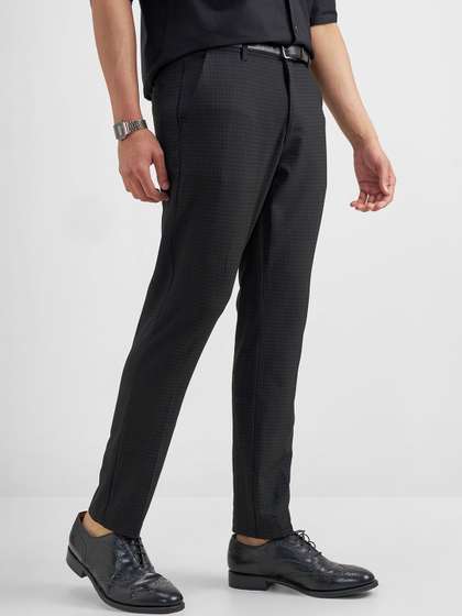 HIGHLANDER Men
                          Checked Slim Fit Trousers