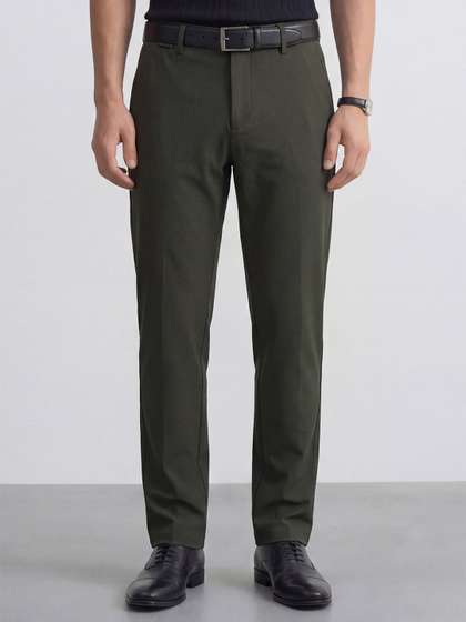 HIGHLANDER Men Slim
                        Fit Trousers