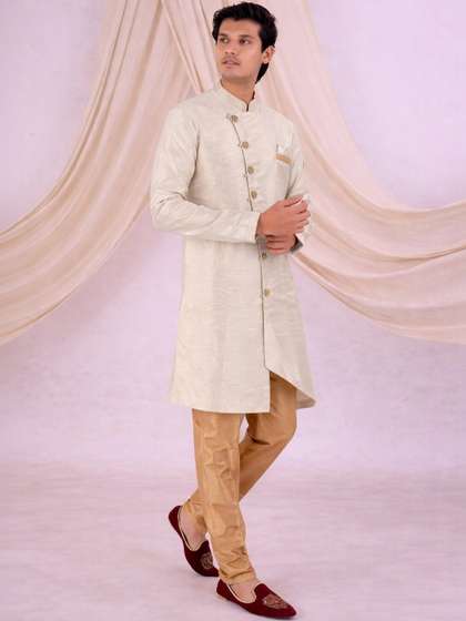 Desibutik Floral
                        Woven Design Mandarin Collar Sherwani With
                        Pyjama