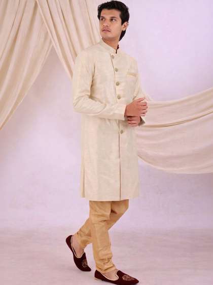 Desibutik Floral
                        Woven Design Mandarin Collar Sherwani With
                        Pyjama
