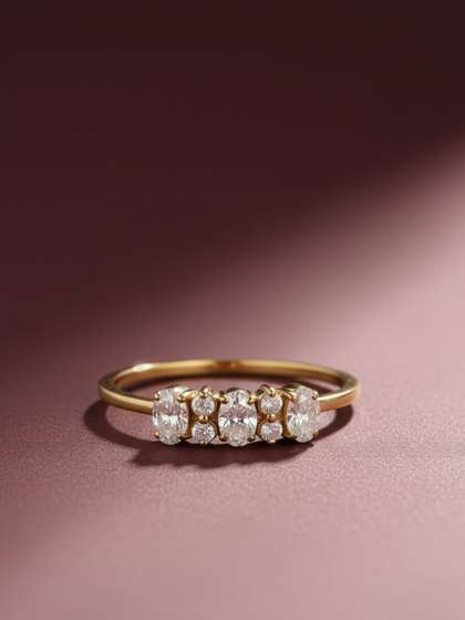 MAEJOY Solitaire
                          Lab grown diamond 92.5 Sterling Silver 18KT
                          Rhodium plated ring