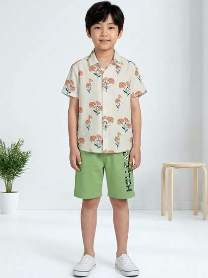 HELLCAT Boys Printed
                    Shirt with Shorts