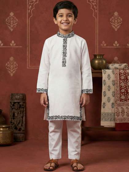 Cae Boys Ethnic Motifs
                    Embroidered Regular Thread Work Kurta with Pyjamas