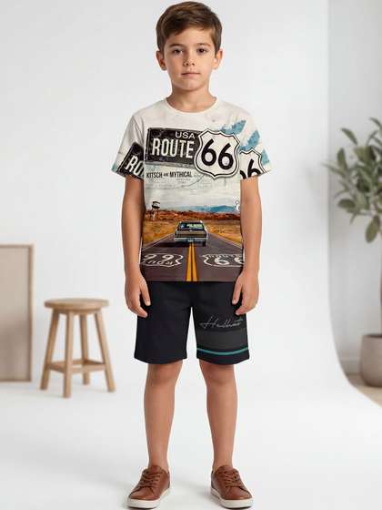 HELLCAT Boys Printed
                    T-shirt with Shorts