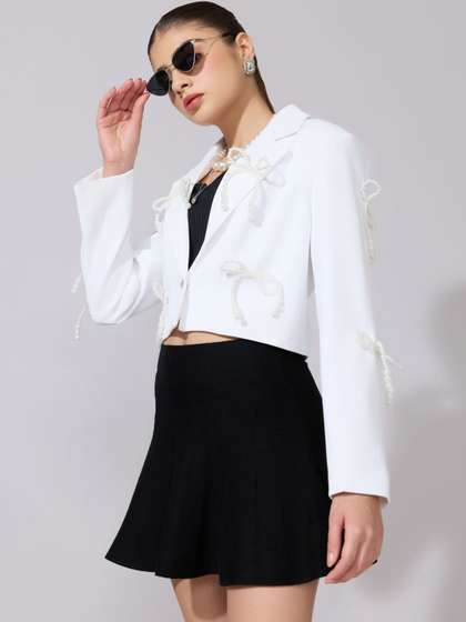 SHOWOFFFF Notched
                        Lapel Single Breasted Blazer