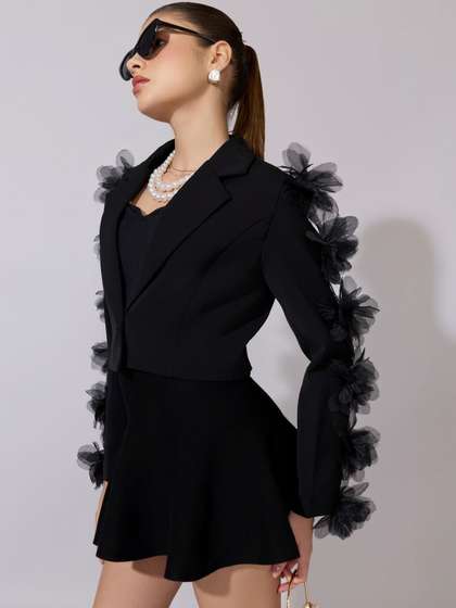SHOWOFFFF Notched
                        Lapel Single Breasted Blazer