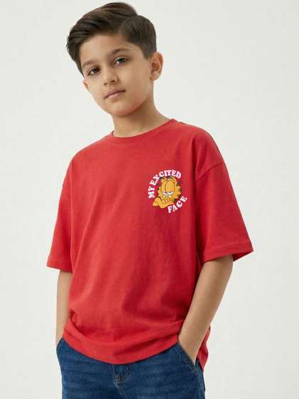 Button Bear Kids Boys
                    Garfield Print Red Oversized T-Shirt