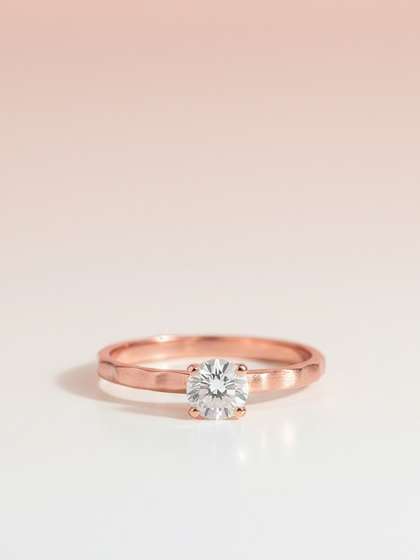 MAEJOY Solitaire
                          Lab grown diamond 92.5 Sterling Silver 18KT
                          Rose gold plated ring