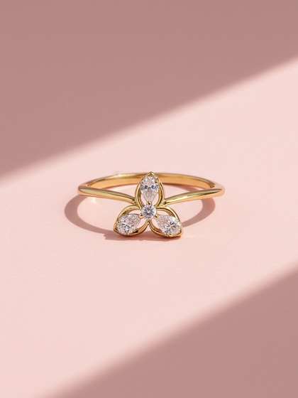 MAEJOY Three Lab
                          grown diamond 92.5 Sterling Silver 18KT Gold
                          plated ring