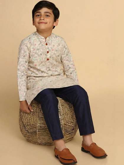KISAH Boys Ethnic Motifs
                    Embroidered Regular Thread Work Kurta with Trousers