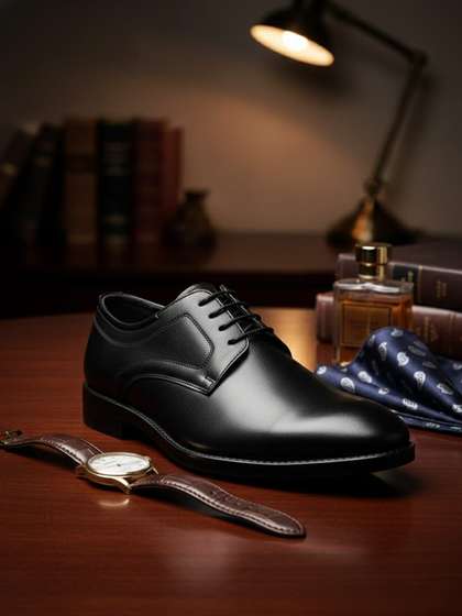 House of Pataudi Men
                        Round Toe Lace-Ups Derbys Formal Shoes
