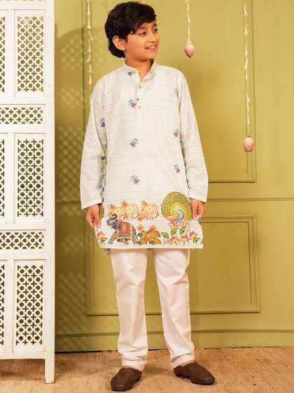 Aj DEZInES Boys Ethnic
                    Motifs Printed Regular Pure Cotton Kurta with
                    Pyjamas