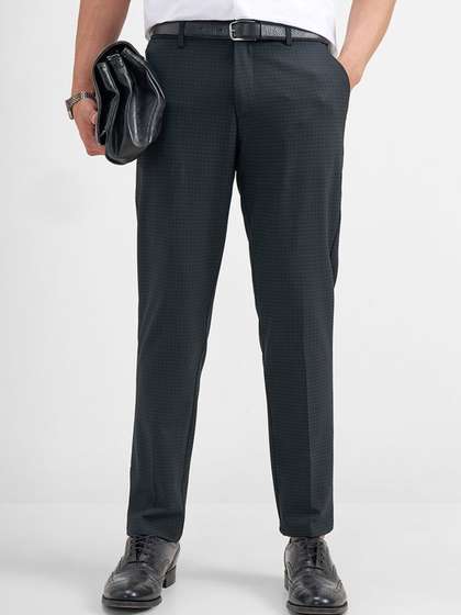 HIGHLANDER Men
                          Checked Slim Fit Formal Trouser