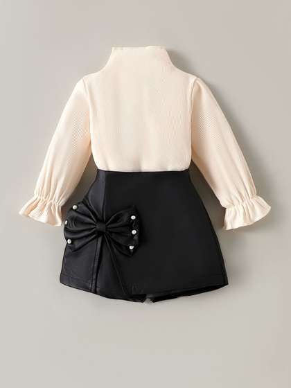 Hopscotch Girls Top
                        with Shorts