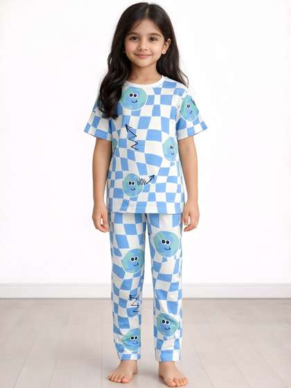Anthrilo Kids Girls
                    White Globe Check Short Sleeve Pure Cotton Night
                    Suit Pyjama Set