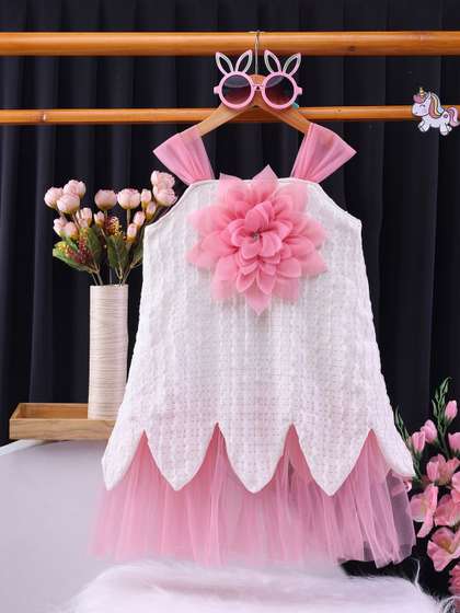 Toonyport Girls Self
                    Design Sleeveless Applique Net A-Line Dress