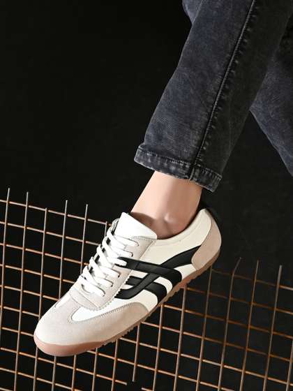 Roadster Men
                          Synthetic Suede Casual Shoes