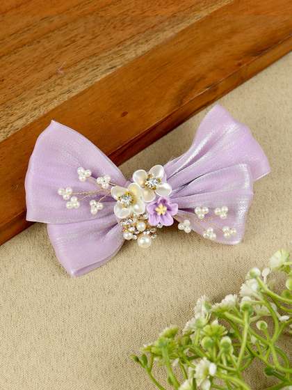 Asthetika Kids Girls
                    Embellished Fashion
