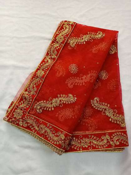 VEER LABDHI Ethnic
                        Motifs Embroidered Art Silk Dupatta with Zari