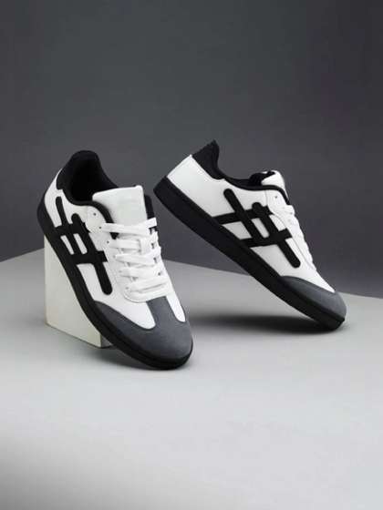 Raysfield Men
                            Colourblocked Sneakers