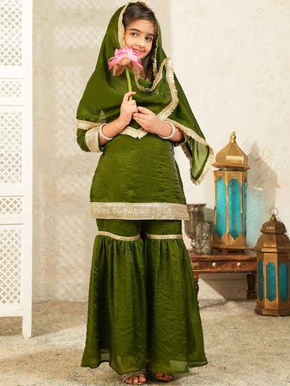 Aj DEZInES Girls Ethnic
                    Motifs Regular Gotta Patti Kurta with Sharara &
                    With Dupatta