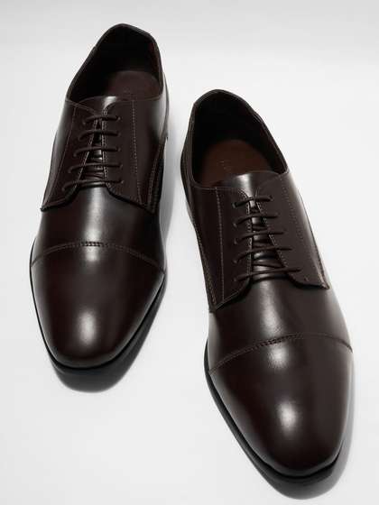 Urban Ranger by
                          pantaloons Men Formal Oxfords