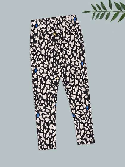 Pantaloons Junior Girls
                    Cotton Blend Printed Ankle Length Leggings