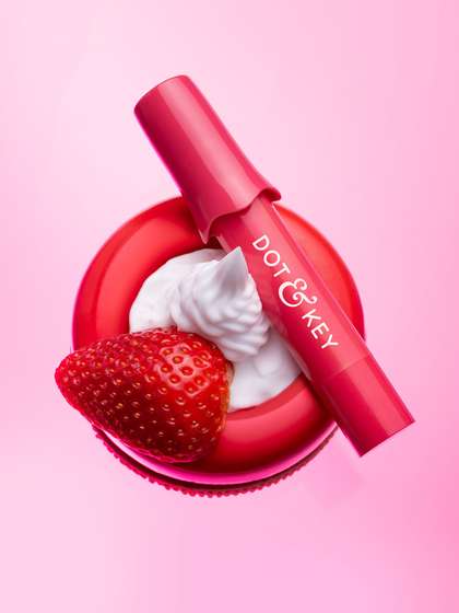 DOT & KEY Meltie
                      Lip Balm In-Vivo Tested SPF 50+ PA+++, With 2%
                      Kojic- Strawberry Glaze
