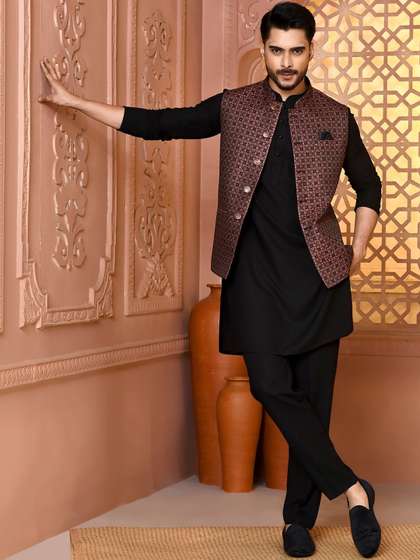 TRENDS OF ETHNIC Men
                        Woven Design Classy Fit Jacquard Nehru Jacket