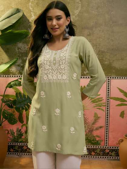 Sangria Floral
                          Embroidered Round Neck Straight Kurti