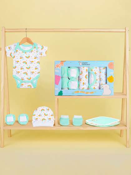 SuperBottoms Unisex
                    Premium Clothing Gift Box for Newborn Baby Essential
                    6 Pcs