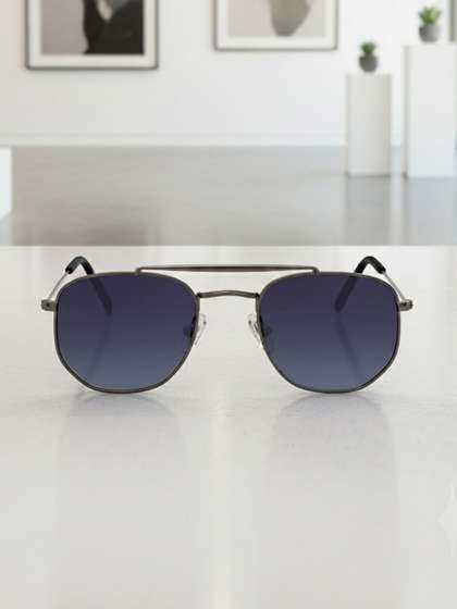 HRX by Hrithik Roshan
                    Men Blue Lens & Gunmetal-Toned Aviator
                    Sunglasses with