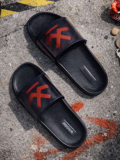 WROGN Men Printed
                    Sliders