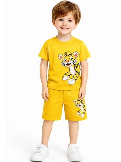 Kiditude Unisex Kids
                    Printed T-shirt with Shorts