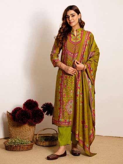 Skylee Pop Women
                        Ethnic Motifs Printed Regular Kurta with
                        Trousers & With Dupatta