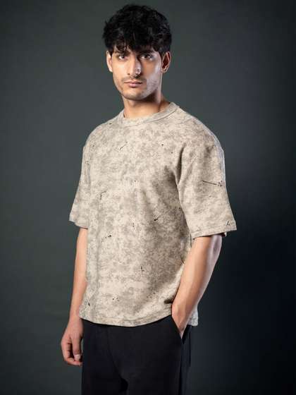 Powerlook Men
                        Printed Drop-Shoulder Sleeves T-shirt