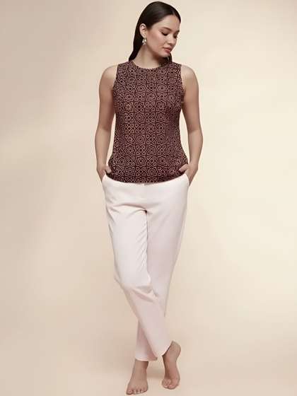 SZN Ethnic Motifs
                        Printed Pure Cotton Kurti