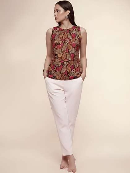 SZN Botanical
                          Printed Pure Cotton Blend Kurti